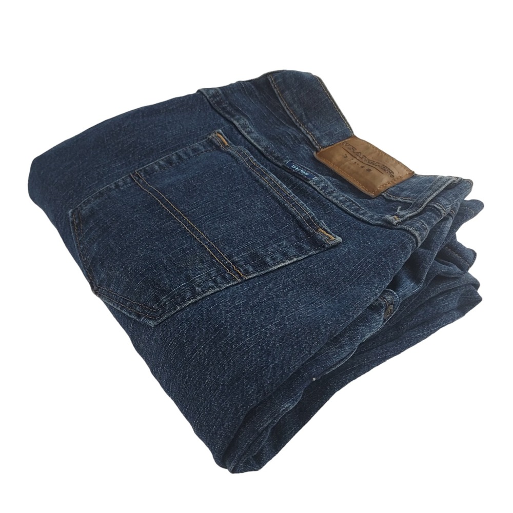 Wrangler Blues Jeans Women 14 x 34 Blue Straight Leg Dark Wash WB571TB